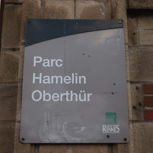 Street sign showing Parc Hamelin Oberthür in Rennes, France