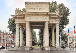 Monument aux Combattants de la Haute-Garonne featuring detailed sculpture in Toulouse