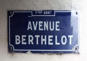 Street name plaque for Avenue Berthelot in Lyon 7th arrondissement