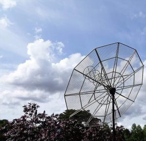 Large radar antenna structure at the Cité de l'Espace urban heritage site