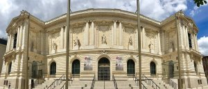 Panoramic view of the façade of Nantes Museum of Arts