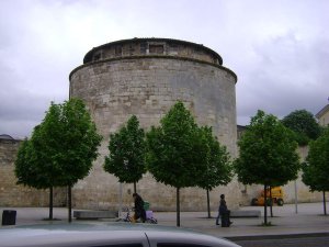 Round tower of Fort du Hâ in Bordeaux