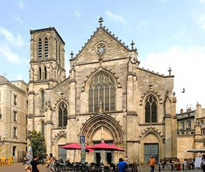 Facade of Saint-Pierre Church in Bordeaux showing detailed stone architecture