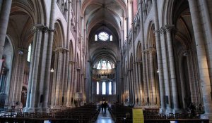 wide panoramic view of the interior of Lyon Cathedral Saint Jean