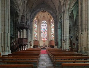 Interior view of the Saint-Pierre Church in Bordeaux featuring architectural details