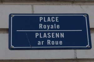 Place Royale street name plaque in Nantes