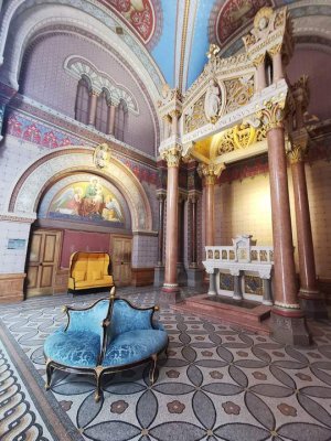 Interior view of the restored chapel serving as the lobby of Fourvière Hotel