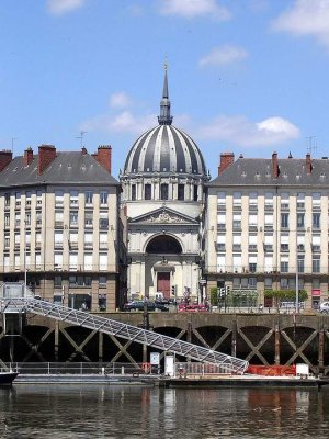 Facade of Notre-Dame de Bon-Port church in Nantes