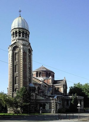 Église Saint-Sauveur in Lille with eclectic and neo-Byzantine architectural style