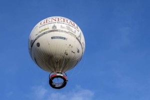 Generali balloon floating in the Paris sky