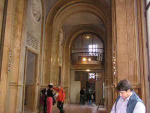 art deco peristyle at bordeaux bourse du travail building