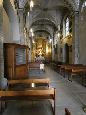 Interior view of Chapelle Saint-Thomas in Lyon showing architectural details