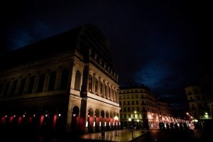 Lyon Opéra Nouvel illuminated at dawn with clear sky