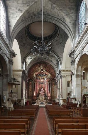 Interior view of Saint-Paul-Saint-François-Xavier Church with architectural details