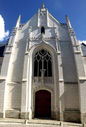 Main facade of Chapelle Notre-Dame-de-l'Immaculée-Conception in Nantes
