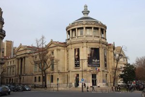Facade of the Guimet Museum building in Paris