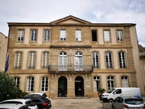 Facade of the historic Hôtel de Murat building in Carcassonne
