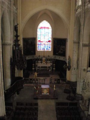 Nave interior of Saint-Roch church in Montpellier showing architectural details