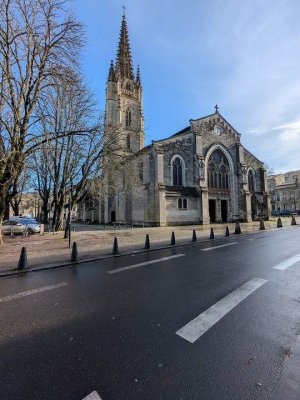 Northwest facade of Église Sainte-Eulalie church in Bordeaux