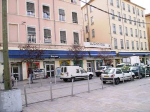 Exterior view of Bahadourian store in Lyon 3rd arrondissement