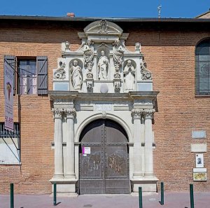 Portal entrance of Saint-Pierre des Chartreux church in Toulouse designed by Antoine Bachelier