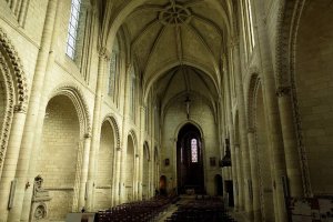 Interior of Église de la Trinité in Angers showcasing architectural details