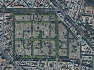 Aerial orthophotography showing Montparnasse Cemetery in Paris with rows of graves and surrounding greenery