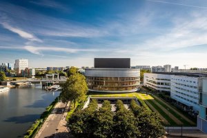 Exterior view of Cité des Congrès de Nantes seen from Rue Valmy