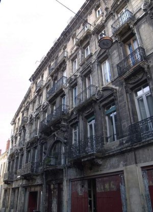 Facade of the Hôtel Saint-François building on Saint-François street