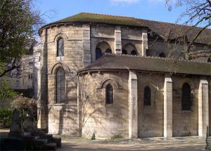 Exterior view of Saint-Julien-le-Pauvre church in Paris under clear sky
