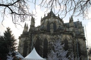 Exterior of Nantes Cathedral during winter