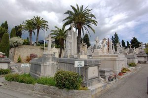 Landscaped view of graves and pathways in Grand Jas Cemetery in Cannes