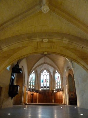 Interior view of the chapel at Couvent des Annonciades