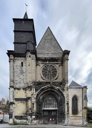 Exterior view of the Temple Saint-Éloi church in Rouen with visible architectural details