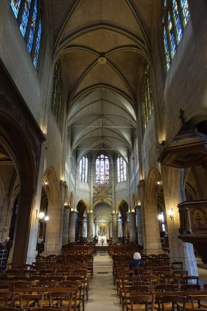 Interior view of Église Saint-Médard church in Paris showing architectural details