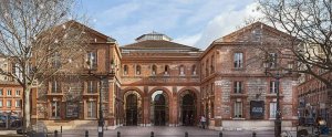Exterior view of Halle aux Grains concert hall in Toulouse, France