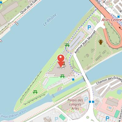 Map showing the location of Musée départemental de l'Arles antique in Arles